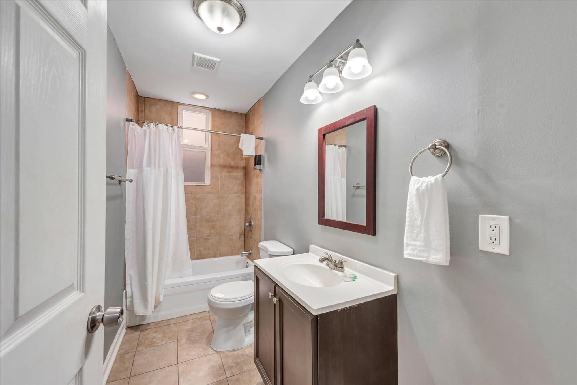 Historic St Louis Community Living With 4 Queen Beds Clifton Heights المظهر الخارجي الصورة